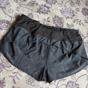 Lululemon Diamond Dye Speed up Shorts 16